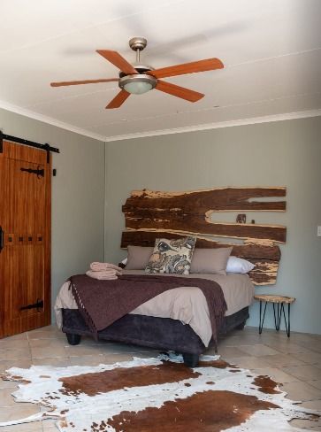 Bedroom suite at Phomola Manor